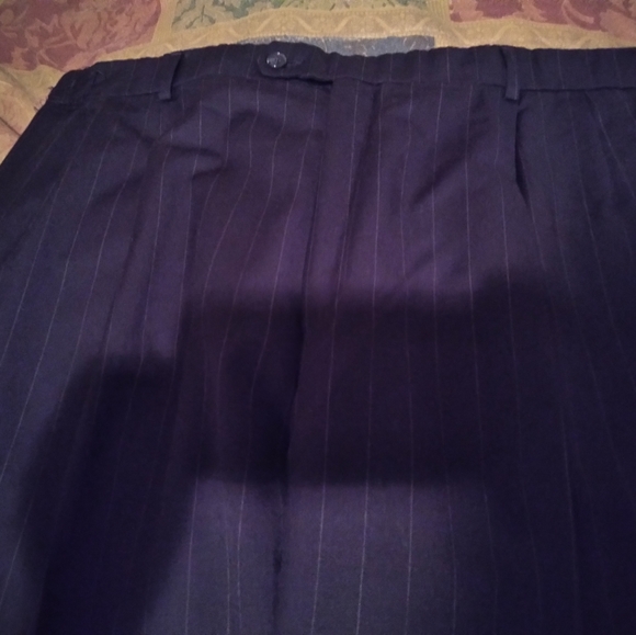 A Black Pinstripe 2 Button Suit. 50L 44/32. Pants are Pleated w Cuff - Picture 3 of 3